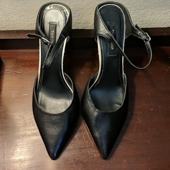 WHITE HOUSE BLACK MARKET Pointed Toe Heels - Picture 3 of 8